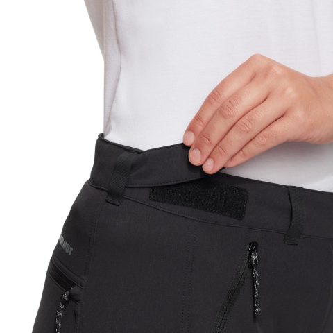 Runbold IV Shorts Women